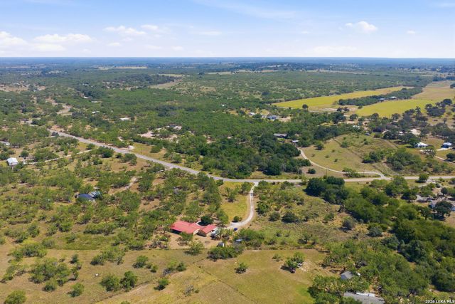 994 Quail Run, Lytle, TX 78052