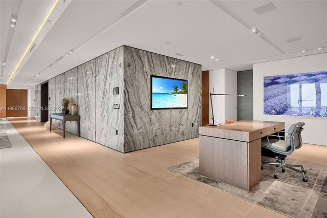 20165 NE 39th Place 1103&1104, Aventura, FL 33180