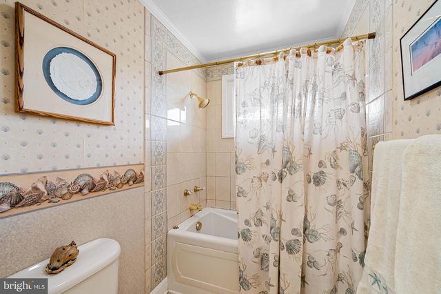 121 GOTHARD RD, Lutherville Timonium, MD 21093