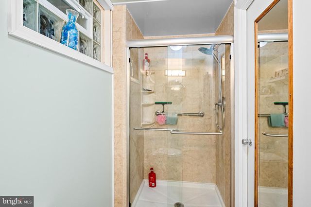 121 GOTHARD RD, Lutherville Timonium, MD 21093