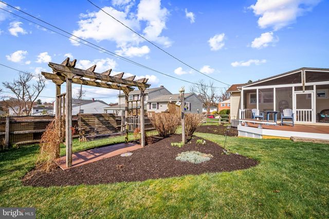 121 GOTHARD RD, Lutherville Timonium, MD 21093