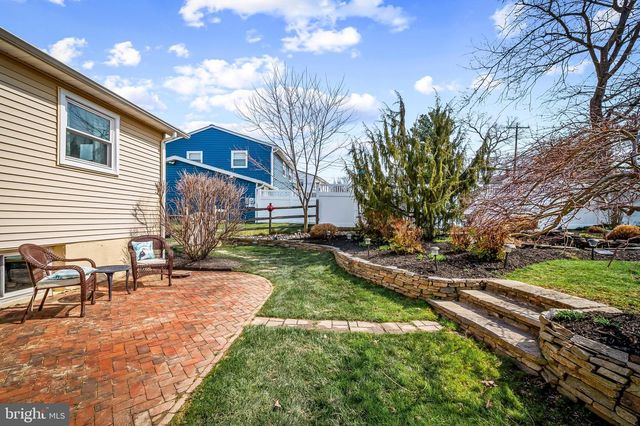 121 GOTHARD RD, Lutherville Timonium, MD 21093