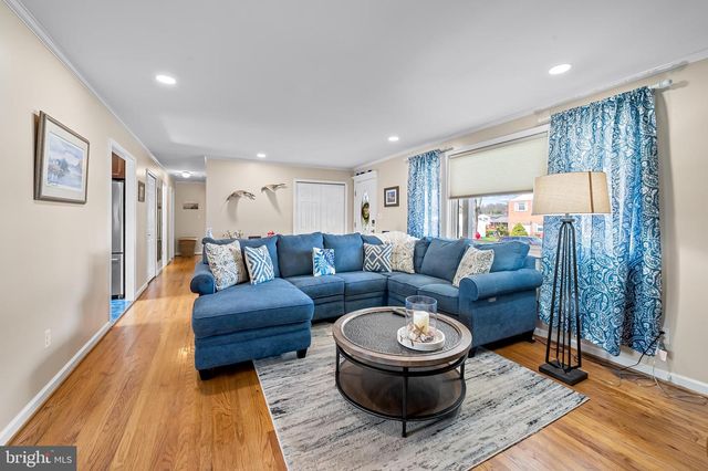 121 GOTHARD RD, Lutherville Timonium, MD 21093