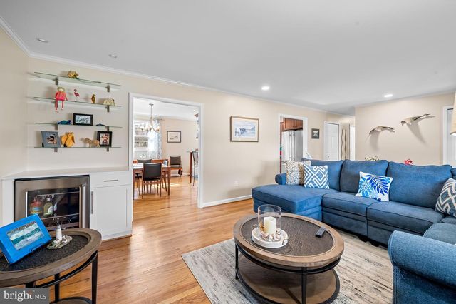 121 GOTHARD RD, Lutherville Timonium, MD 21093