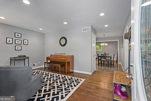948 Creekdale Drive, Clarkston, GA 30021