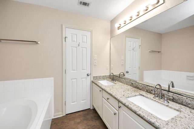 14610 Hazy Ridge Lane, Cypress, TX 77429