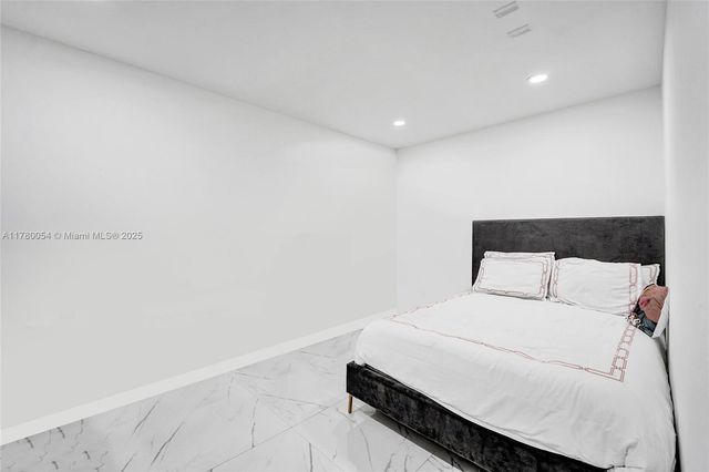 4955 SW 33rd Ave, Hollywood, FL 33312