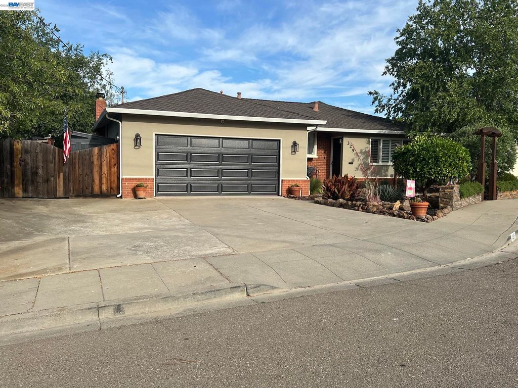 325 Polk Way, Livermore, CA 94550