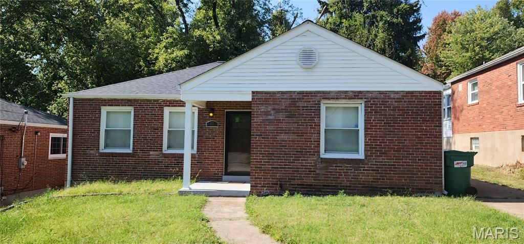 37 N Marguerite Avenue, St Louis, MO 63135