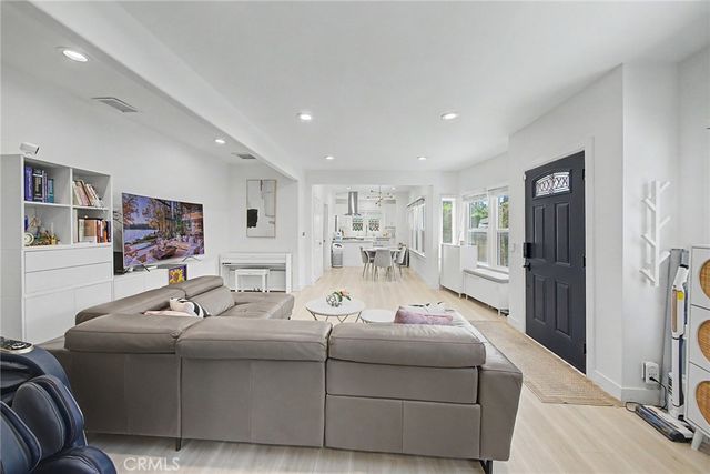 120 N HOBART Boulevard, Los Angeles, CA 90004