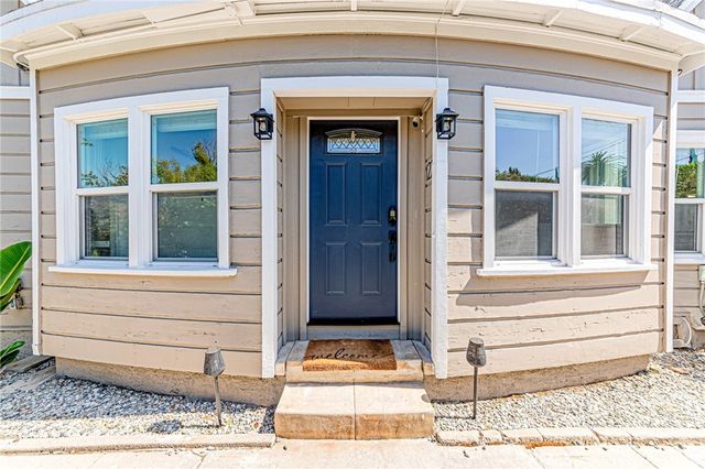 120 N HOBART Boulevard, Los Angeles, CA 90004