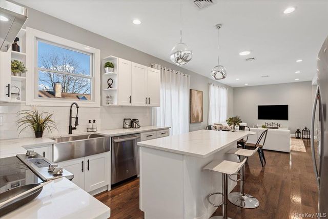 91 Market Street, Mastic Beach, NY 11951