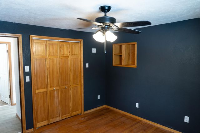 413 S Washington Street, Walnut Grove, MO 65770