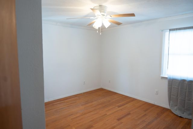 413 S Washington Street, Walnut Grove, MO 65770