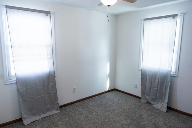 413 S Washington Street, Walnut Grove, MO 65770