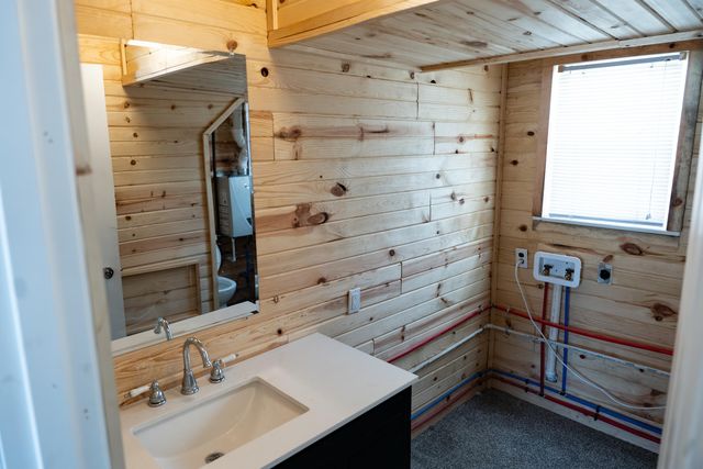 413 S Washington Street, Walnut Grove, MO 65770