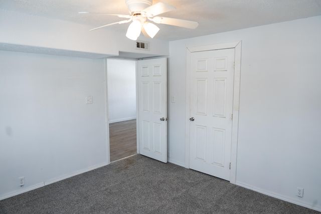 413 S Washington Street, Walnut Grove, MO 65770