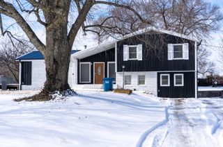 413 S Washington Street, Walnut Grove, MO 65770