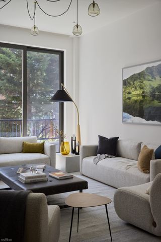 48 W 85TH Street, New York City, NY 10024