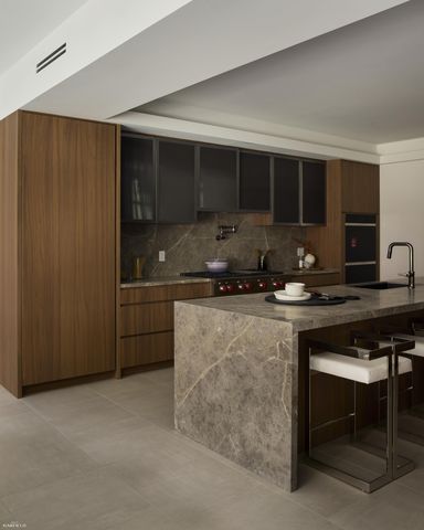 48 W 85TH Street, New York City, NY 10024