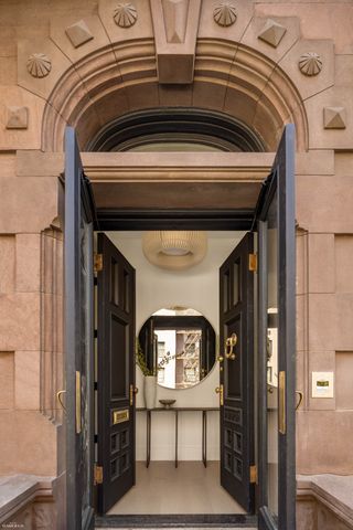 48 W 85TH Street, New York City, NY 10024