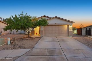 8157 S Sunny Sky Place, Tucson, AZ 85747