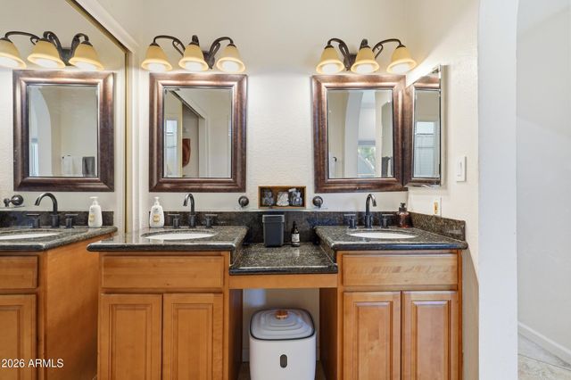 2910 N VILLAS Lane, Chandler, AZ 85224