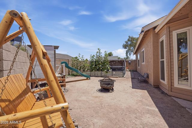 2910 N VILLAS Lane, Chandler, AZ 85224