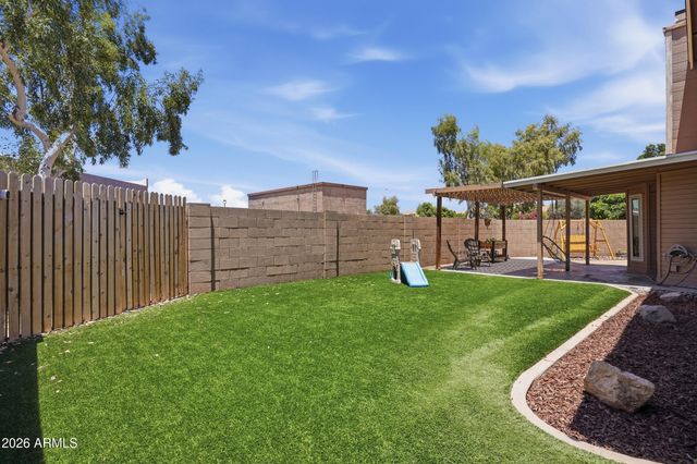 2910 N VILLAS Lane, Chandler, AZ 85224