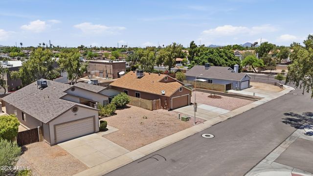 2910 N VILLAS Lane, Chandler, AZ 85224