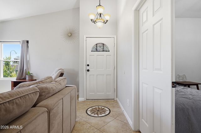 2910 N VILLAS Lane, Chandler, AZ 85224