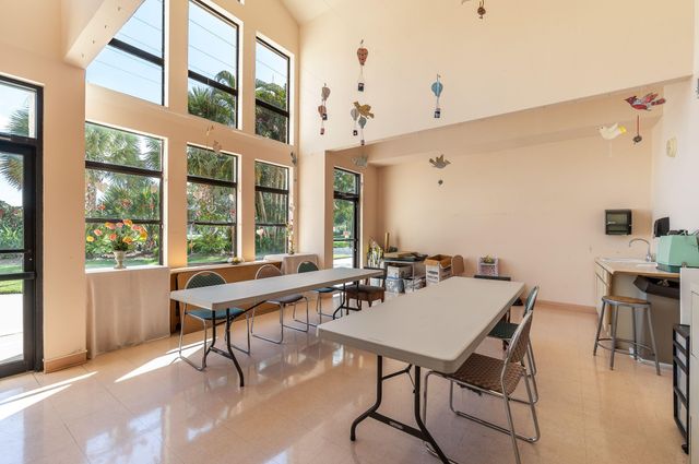 4772 NW 22nd Street 42122, Coconut Creek, FL 33063