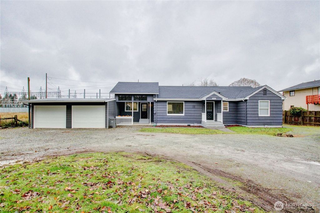 25077 Hoehn Rd, Sedro Woolley, WA 98284