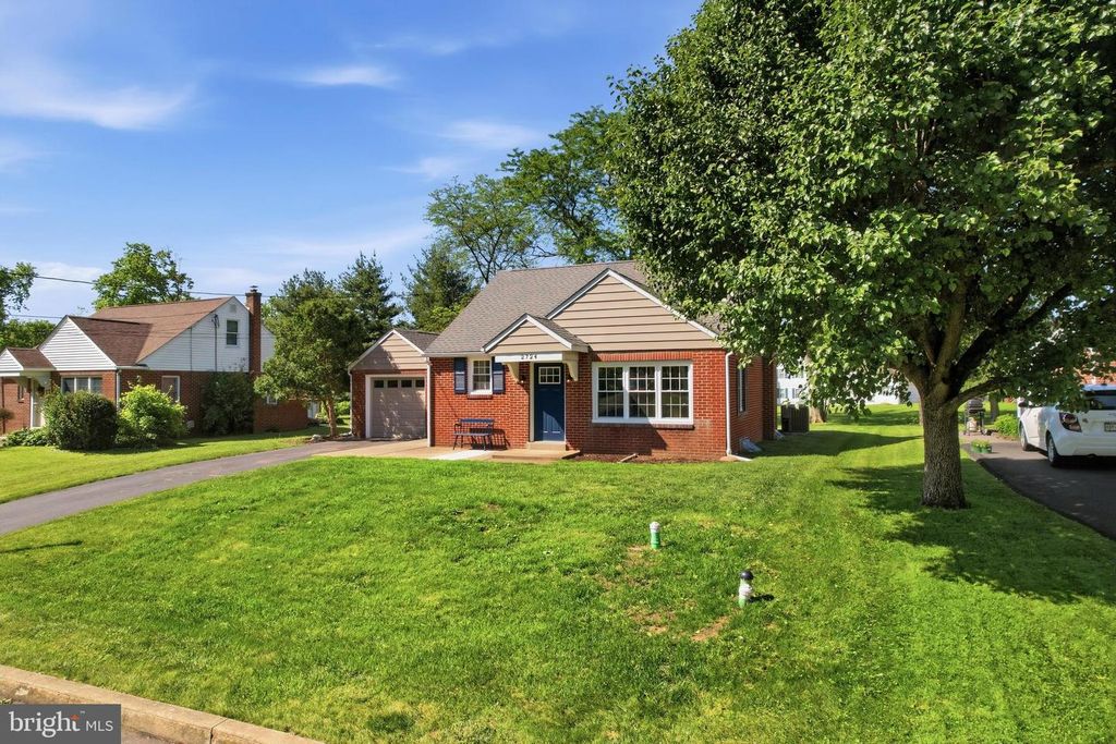 2724 BEECH ST, Hatfield, PA 19440