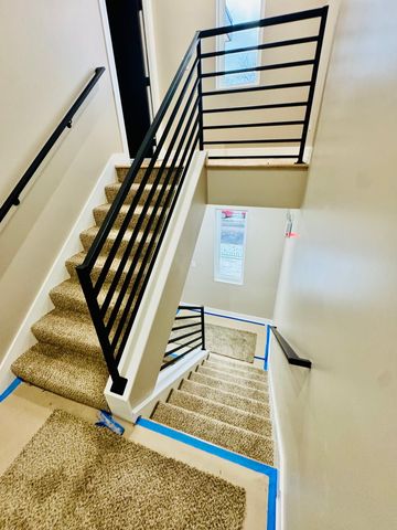 155 N La Crosse Avenue, Chicago, IL 60644