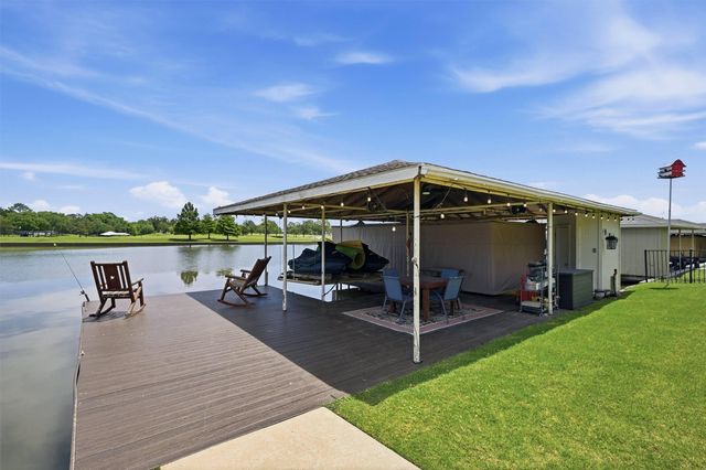 1211 Kiowa Drive W, Lake Kiowa, TX 76240
