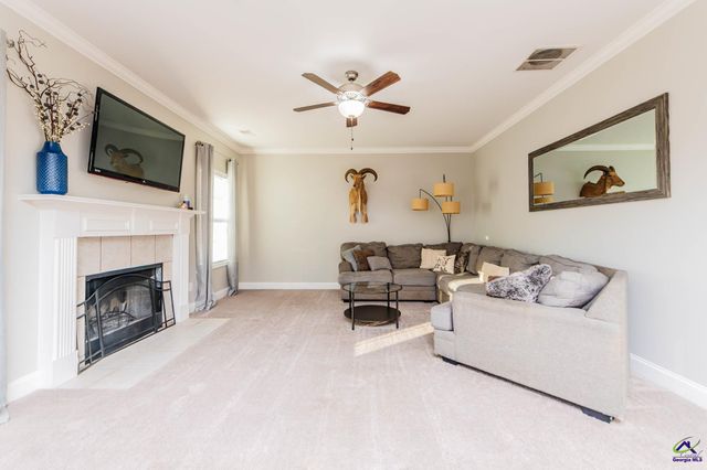 404 Rolling Acres Drive, Kathleen, GA 31047