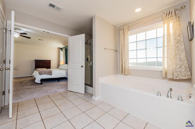 404 Rolling Acres Drive, Kathleen, GA 31047