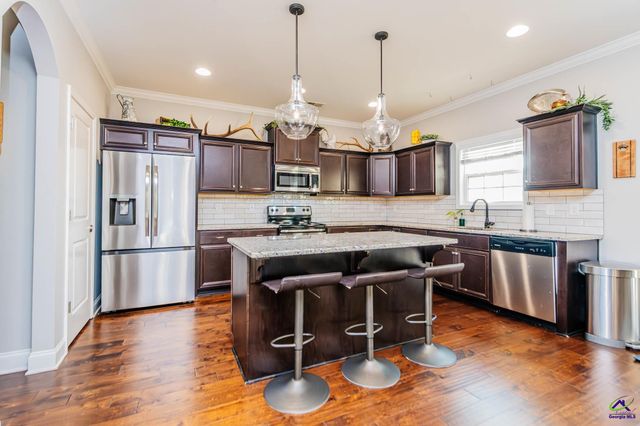 404 Rolling Acres Drive, Kathleen, GA 31047