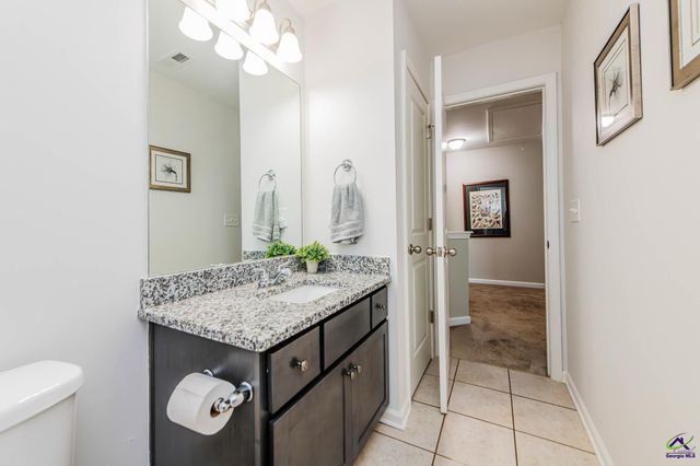 404 Rolling Acres Drive, Kathleen, GA 31047