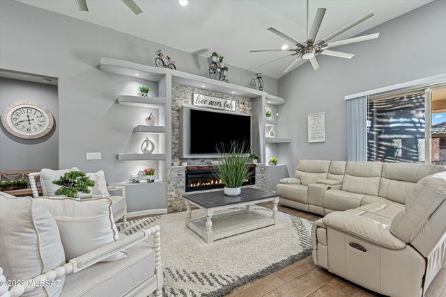 834 S Deer Meadow Loop, Tucson, AZ 85745