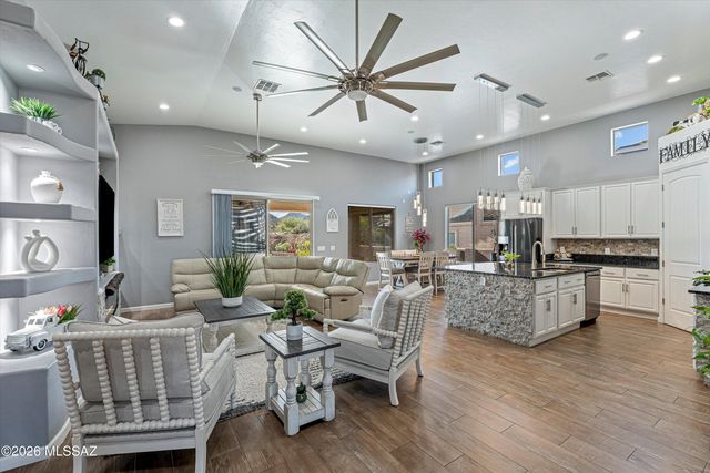 834 S Deer Meadow Loop, Tucson, AZ 85745