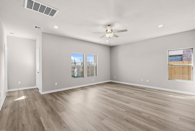 3552 Atlas Point Lane, Angleton, TX 77515