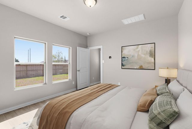 3552 Atlas Point Lane, Angleton, TX 77515