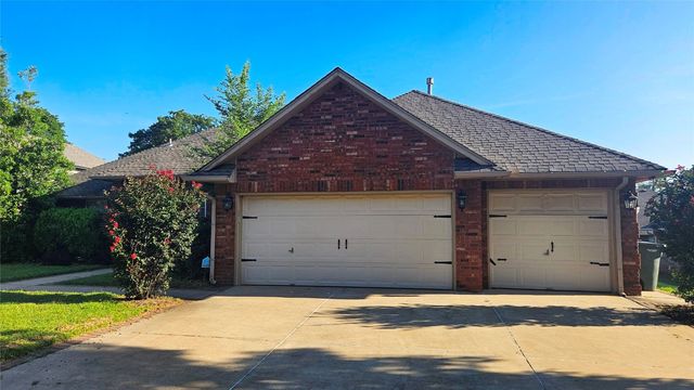 4017 Eaton Place, Edmond, OK 73034