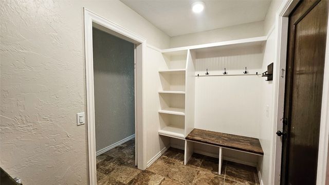 4017 Eaton Place, Edmond, OK 73034