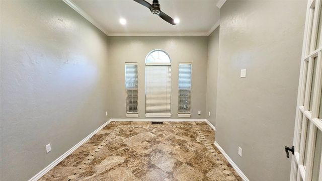 4017 Eaton Place, Edmond, OK 73034
