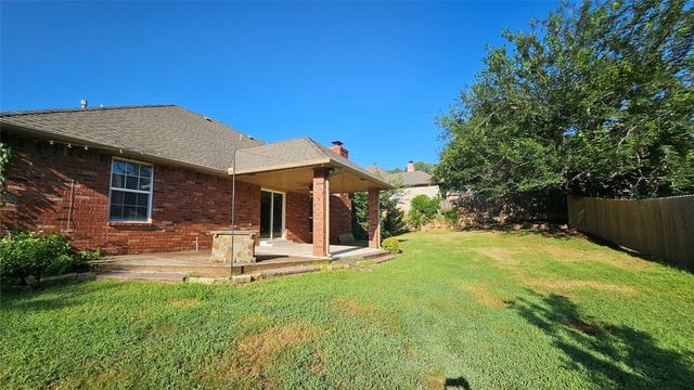 4017 Eaton Place, Edmond, OK 73034