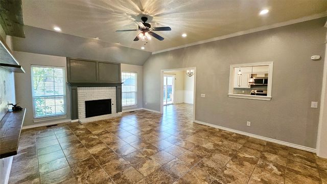 4017 Eaton Place, Edmond, OK 73034
