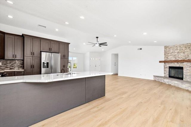 30552 Callejo Feliz Terrace, Valley Center, CA 92082